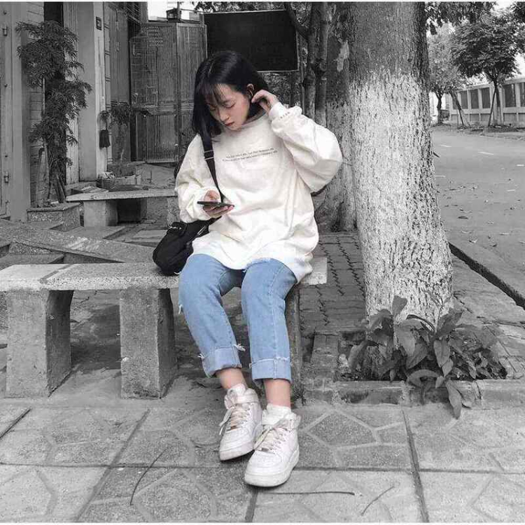 Sweater là gì? Mách khéo cách phối đồ với sweater sành điệu 8 Mix áo sweater với quần jeans