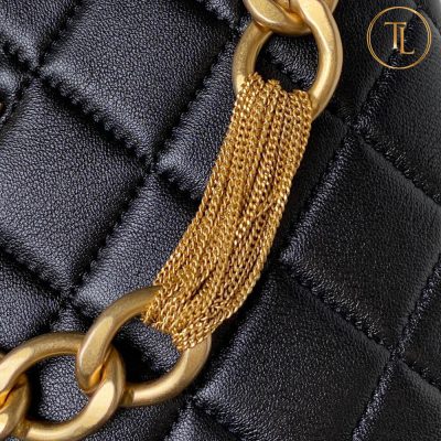 Túi Chanel cận chính hãng màu đen dây vàng Hàng Hiệu CN101 16 tui chanel can chinh hang mau den day vang (6)
