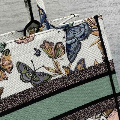 Túi Christian Dior Book Tote Rep 1:1 màu xanh Green họa tiết CD1004 19 tui christian dior book tote rep 1 1 (9)