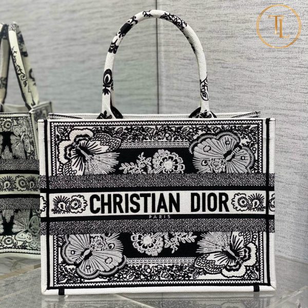 tui christian dior book tote rep 1 1 mau den trang 2