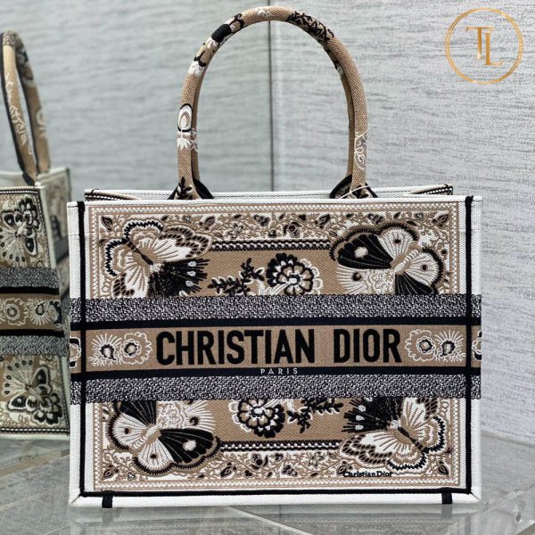 tui christian dior book tote rep 1 1 mau nau 4