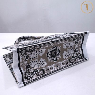 Túi Christian Dior siêu cấp 1:1 Book Tote họa tiết chữ đen CD008 13 tui christian dior sieu cap 1 1 book tote (3)