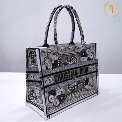 Túi Christian Dior siêu cấp 1:1 Book Tote họa tiết chữ đen CD008 15 tui christian dior sieu cap 1 1 book tote (5)
