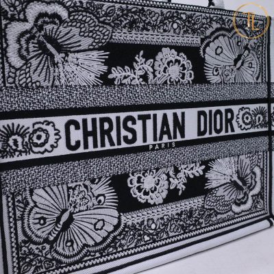 Túi Christian Dior siêu cấp 1:1 Book Tote ghi xám chữ đen CD009 14 tui christian dior sieu cap 1 1 book tote hoa tiet (4)