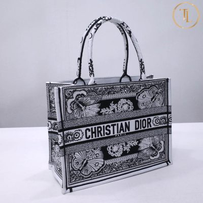 Túi Christian Dior siêu cấp 1:1 Book Tote ghi xám chữ đen CD009 17 tui christian dior sieu cap 1 1 book tote hoa tiet (7)
