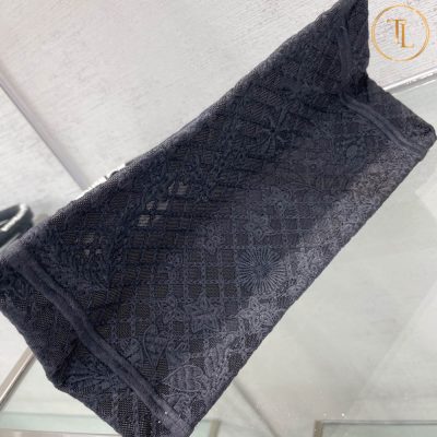 Túi Dior Book Tote Like Auth 1:1 màu đen chữ trắng Hàng Hiệu CD001 17 tui dior book tote mau den hang hieu sieu cap (8)