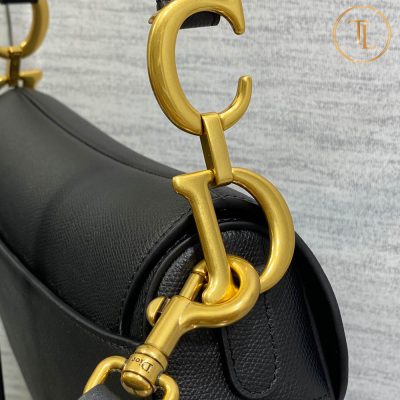 Túi Dior Lady yên ngựa màu đen Rep 1:1 da sần Hàng Hiệu DR101 16 tui dior lady mau den yen ngua rep 1 1 (6)