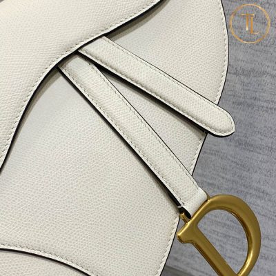 Túi Dior Lady yên ngựa màu trắng Rep 1:1 da sần Hàng Hiệu DR102 14 tui dior lady mau trang yen ngua rep 1 1 (3)