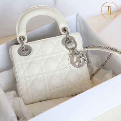 tui xach christian dior lady mau trang (5)