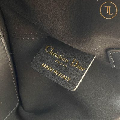 tui xach dior mau den hang hieu can chinh hang (8)