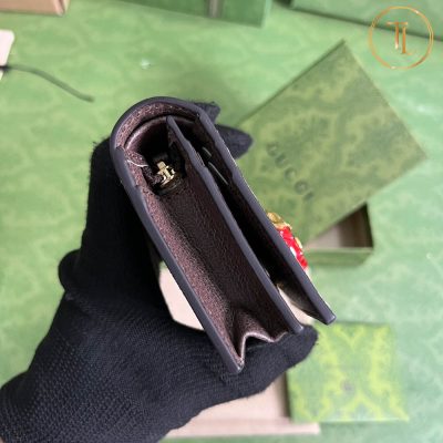 vi nam hang hieu gucci hoa tiet dau (2)