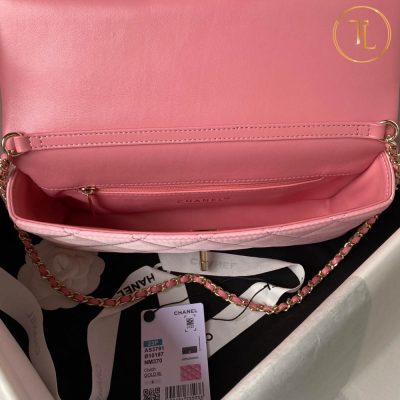 túi đeo chéo chanel rep 1 1 mau hong (7)
