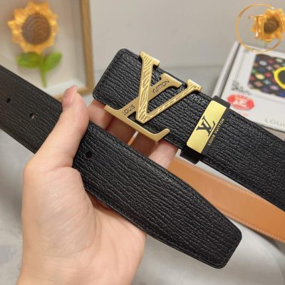 Thắt lưng Louis Vuitton màu đen da sần mặt khóa vàng họa tiết like auth LVD 08 9 that lung lv (5)
