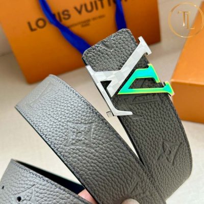 Thắt lưng Louis Vuitton nam màu ghi in họa tiết logo mặt khóa phối màu LVD 27 7 that lung lv nam (6)