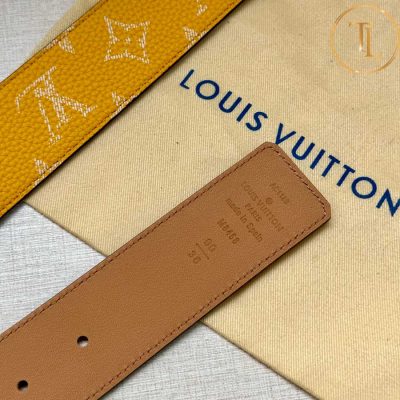 Thắt lưng Louis Vuitton nam màu vàng họa tiết mặt khóa vàng phối trắng like auth LVD 34 10 that lung lv nam (7)