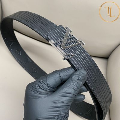 Thắt lưng Louis Vuitton 2 mặt đen họa tiết mặt khóa bạc hàng hiệu like auth LVD 67 7 that lung lv sieu cap (2)