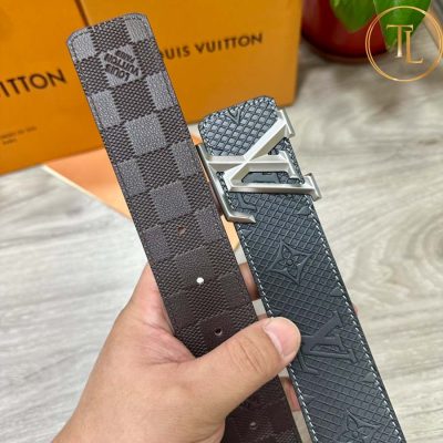 Thắt lưng Louis Vuitton 2 mặt đen nâu dập logo mặt bạc hàng hiệu like auth LVD 66 8 that lung lv sieu cap (5)