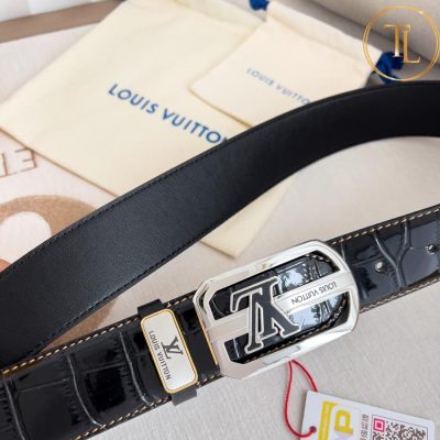 Thắt lưng Louis Vuitton màu đen dập vân cá sấu mặt khóa bạc logo đen hàng hiệu like auth LVD 95 9 that lung nam lv (4)