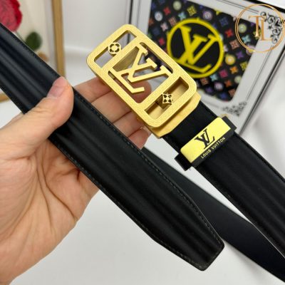 Thắt lưng Louis Vuitton nam màu đen mặt khóa màu vàng hàng hiệu cận chính hãng LVD 49 11 that lung nam lv (9)