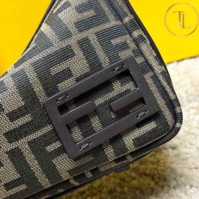 Túi xách đeo chéo Fendi nữ màu xanh rêu đen logo đen hàng hiệu like auth FD05 9 tui xach fendi (10)