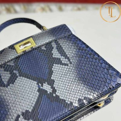 Túi xách Fendi họa tiết da rắn màu xanh dương phối xám hàng hiệu siêu cấp FD11 7 tui xach fendi (2)