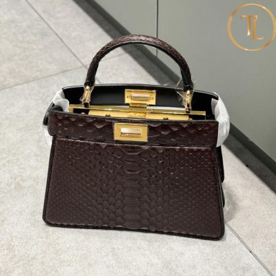 Túi xách Fendi họa tiết da cá sấu màu nâu đậm hàng hiệu like auth FD14 7 tui xach fendi (3)