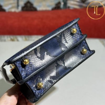 Túi xách Fendi họa tiết da rắn màu xanh dương phối xám hàng hiệu siêu cấp FD11 10 tui xach fendi (5)