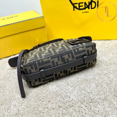 Túi xách đeo chéo Fendi nữ màu xanh rêu đen logo đen hàng hiệu like auth FD05 11 tui xach fendi (6)