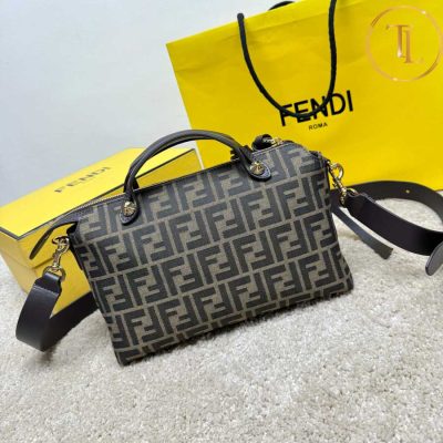 Túi xách đeo chéo Fendi màu xanh rêu phối đen hàng hiệu siêu cấp FD01 10 tui xach fendi (6)