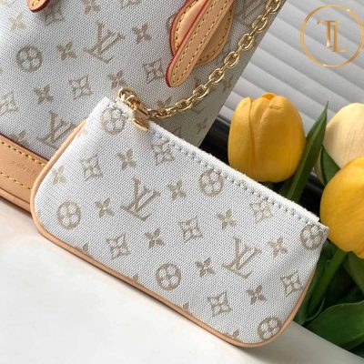 Túi xách đeo chéo Louis Vuitton màu be họa tiết hàng hiệu like auth LV26 11 tui xach nu lv (4)